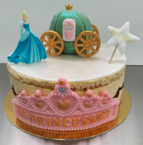Cake design sur le thème "Cendrillon" par Patis'Sève à Tarnos