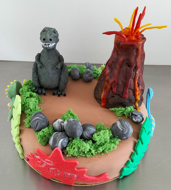 Cake design sur le thème "dinosaure" par Patis'Sève à Tarnos