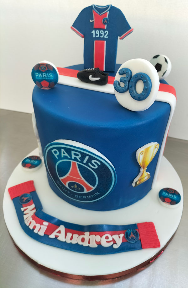 Cake design sur le thème "PSG" par Patis'Sève à Tarnos